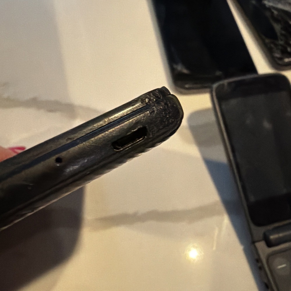 Lot of 6 Cell Phones Smartphones TCL Flip Phones UNTESTED Parts Repair AS-IS - Picture 6 of 14